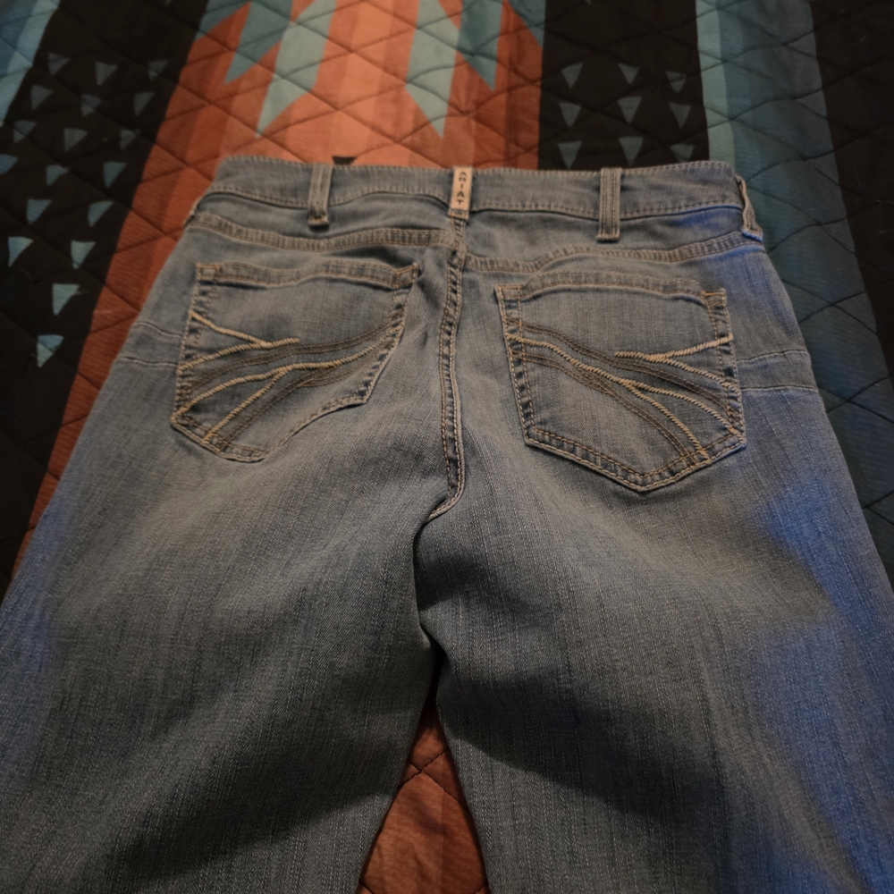 Ariat Light Blue Boot Cut Jeans          29 Long - Picture 4 of 4